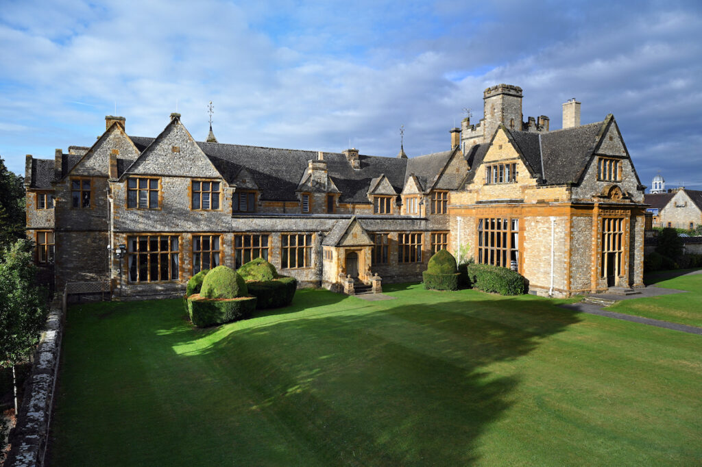 Stowe Corporate