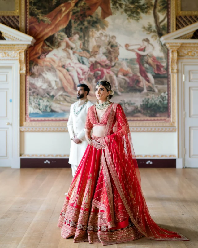 Still not over these breathtaking photos by Ravi ✨ The radiant couple look like royalty and the timeless beauty of Stowe House brings the whole vision to life ❤️

Book your couple photoshoot at Stowe for a fairytale back drop, just contact events@stowe.co.uk

Photography @as.seenbyravi 
Outfit @mongasuk 
Creative & Styling @dips.kaur 

#stowehousewedding#weddingvenuehunting#weddingvenuesuk#asianweddings#asianweddingideas#weddingphotographyinspiration